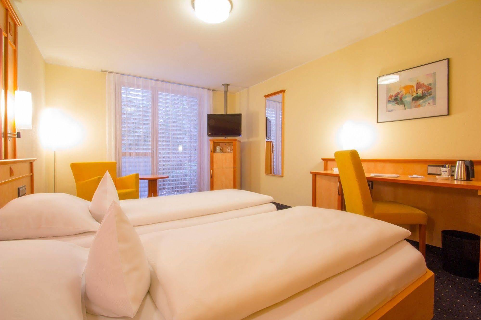 Hotel Rio Karlsruhe Dış mekan fotoğraf