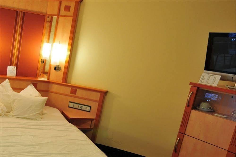 Hotel Rio Karlsruhe Dış mekan fotoğraf